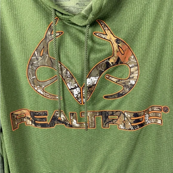Realtree Green Camouflage Sweater with Logo - Picture 2 of 5
